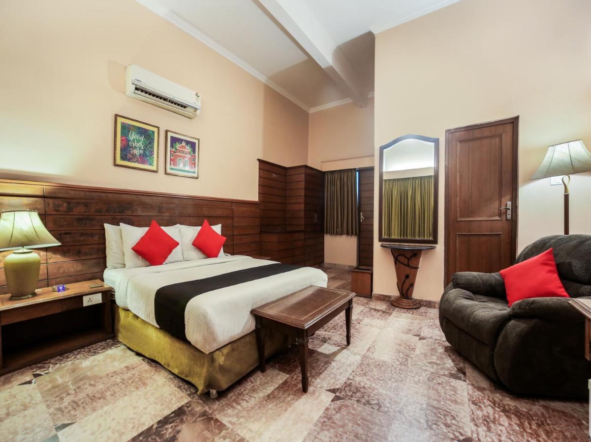 Capital O 10953 Dayal Lodge - A Boutique Hotel Agra  Esterno foto