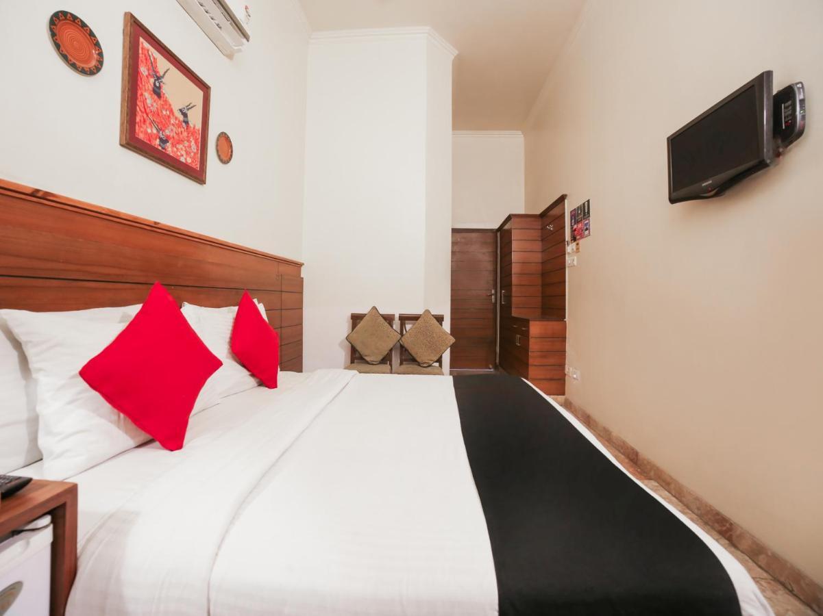 Capital O 10953 Dayal Lodge - A Boutique Hotel Agra  Esterno foto